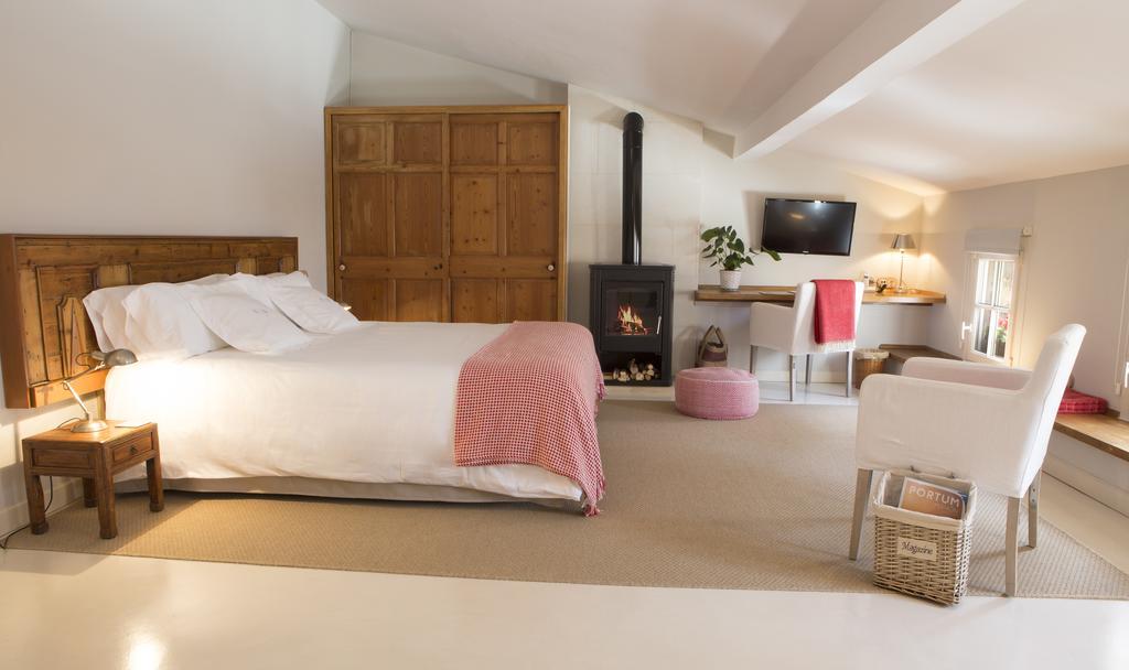 Jardi De Ses Bruixes Boutique Hotel มาโอน ภายนอก รูปภาพ